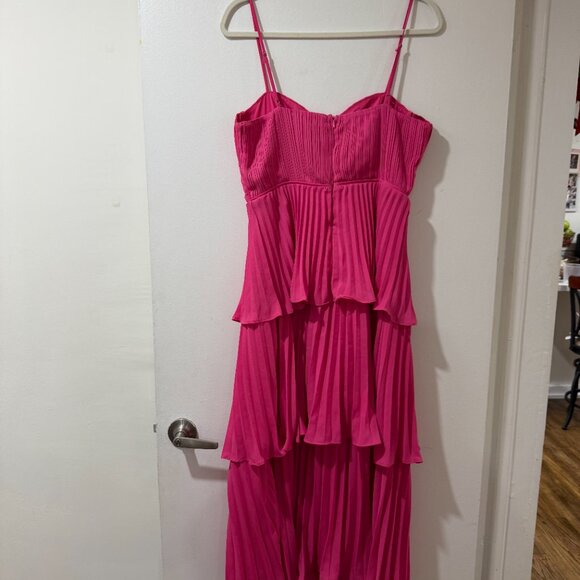 💖🌸 Lulus Cascading Crush Hot Pink Tiered Midi Dress 🌸💖 - Picture 8 of 11